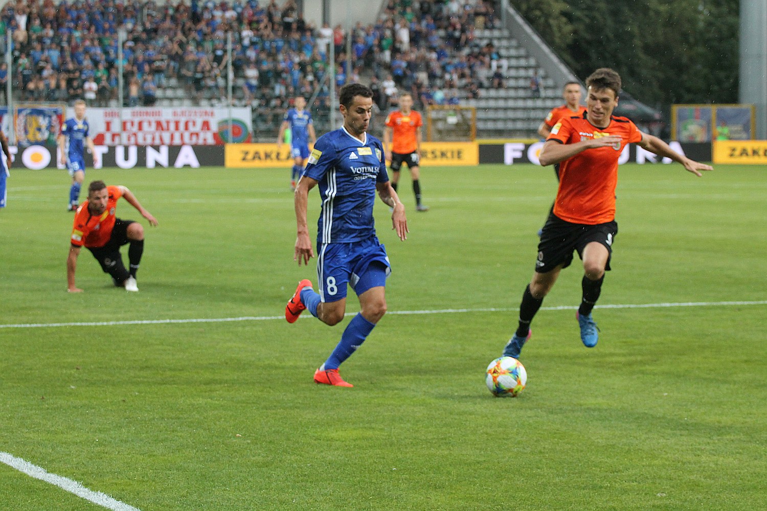 Miedź Legnica - Chrobry Głogów 2:1 (1:1)
