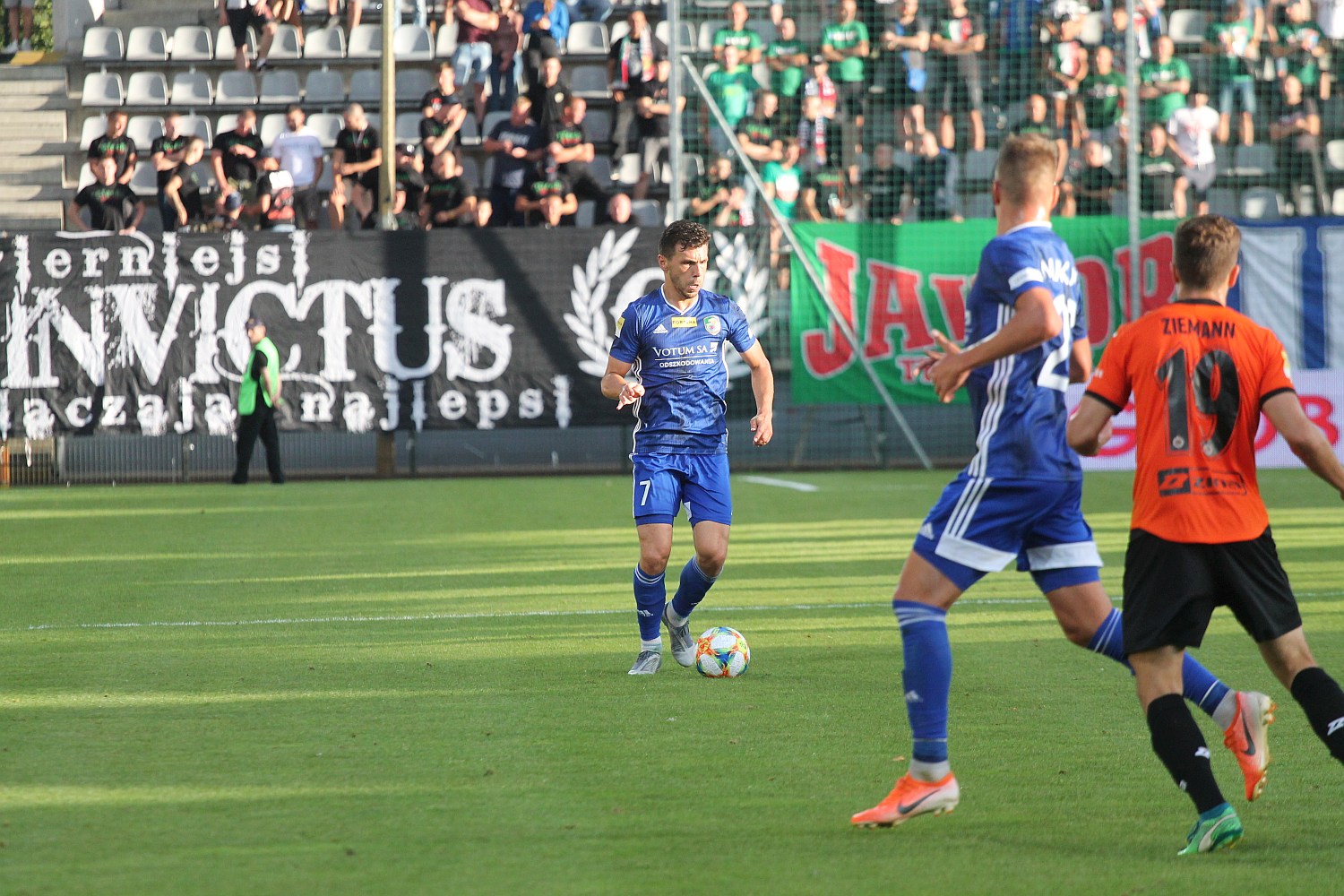Miedź Legnica - Chrobry Głogów 2:1 (1:1)