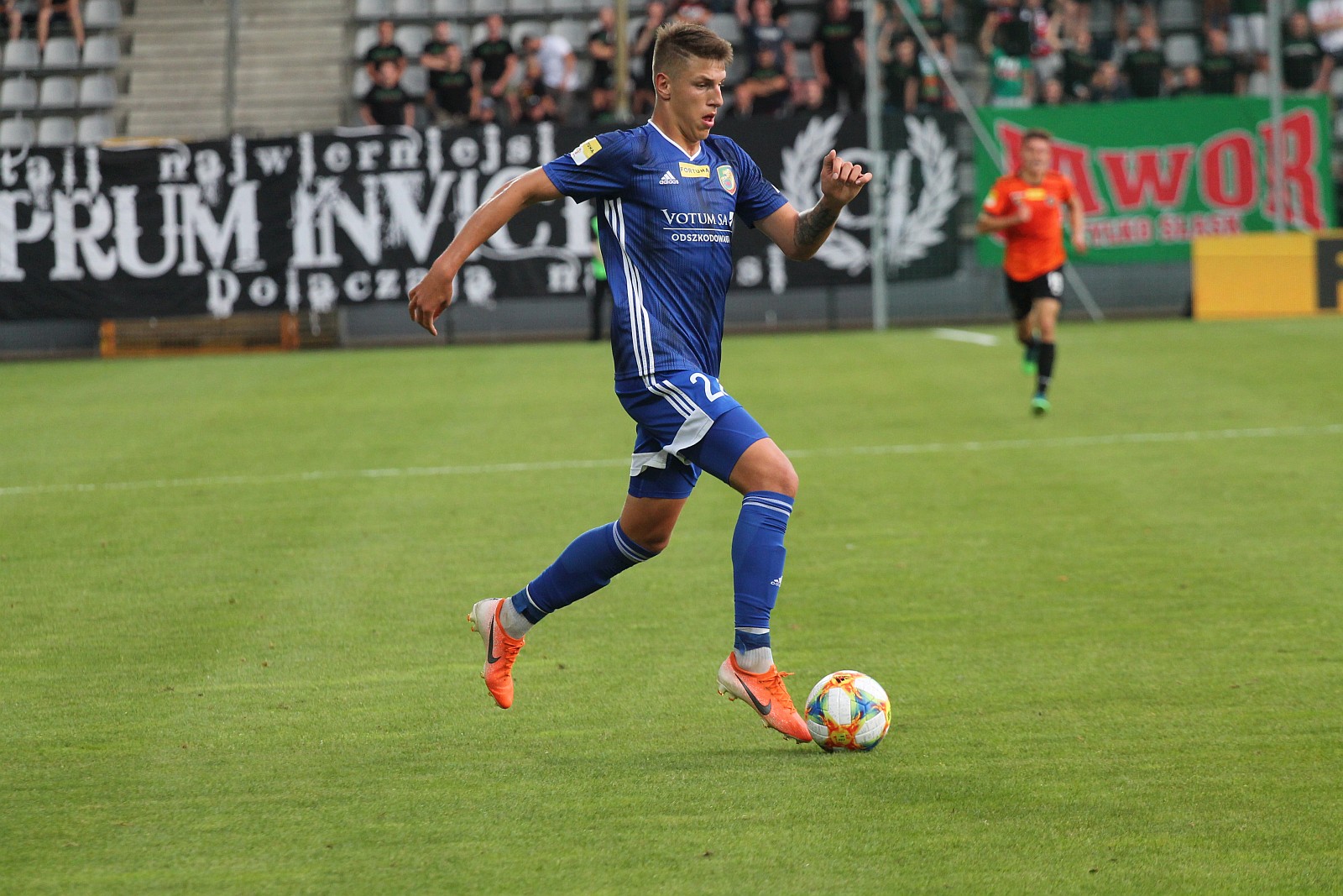 Miedź Legnica - Chrobry Głogów 2:1 (1:1)