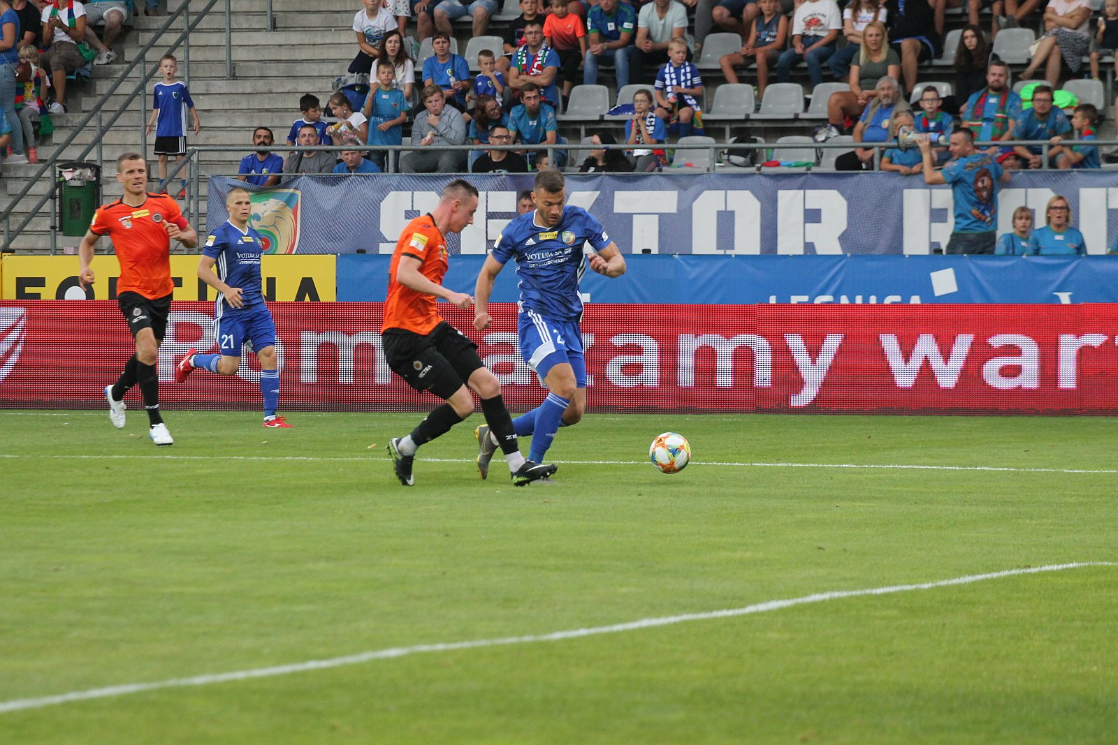 Miedź Legnica - Chrobry Głogów 2:1 (1:1)