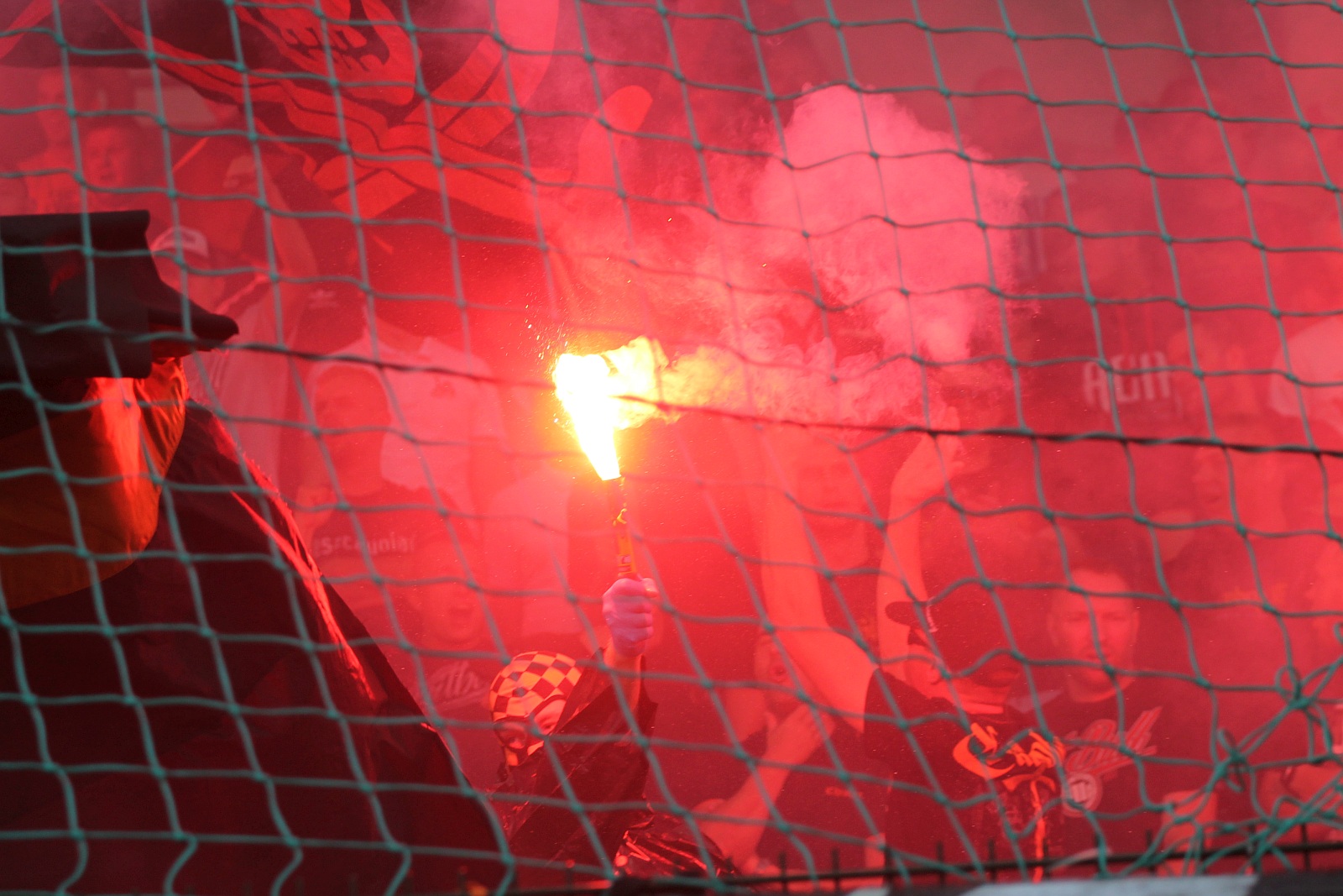 Miedź Legnica - Chrobry Głogów 2:1 (1:1)