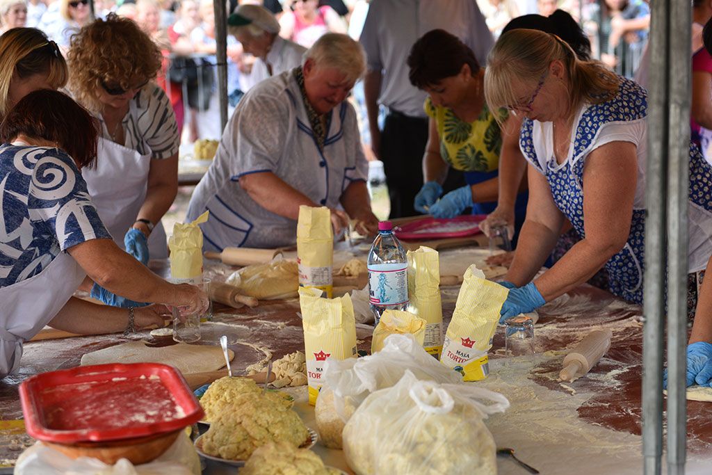 XIV Mistrzostwa Legnicy w Lepieniu Pierogów