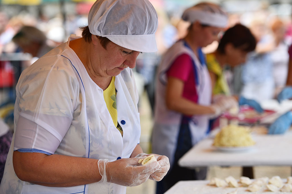 XIV Mistrzostwa Legnicy w Lepieniu Pierogów