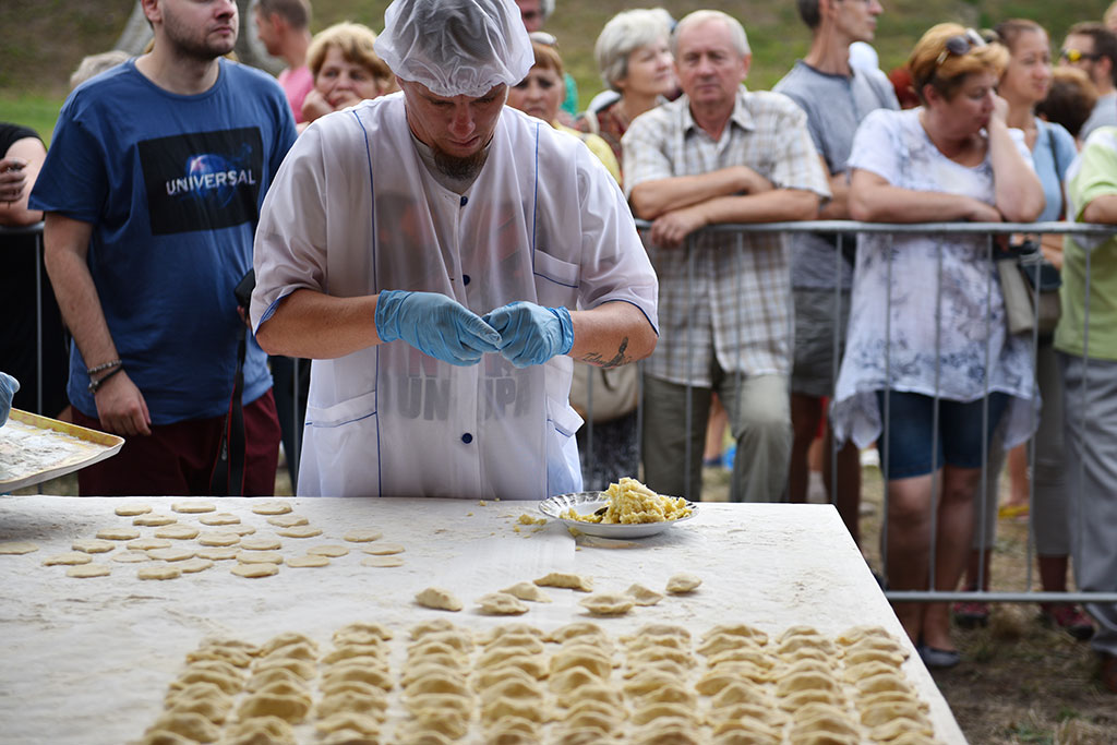 XIV Mistrzostwa Legnicy w Lepieniu Pierogów