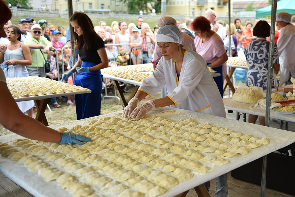 XIV Mistrzostwa Legnicy w Lepieniu Pierogów
