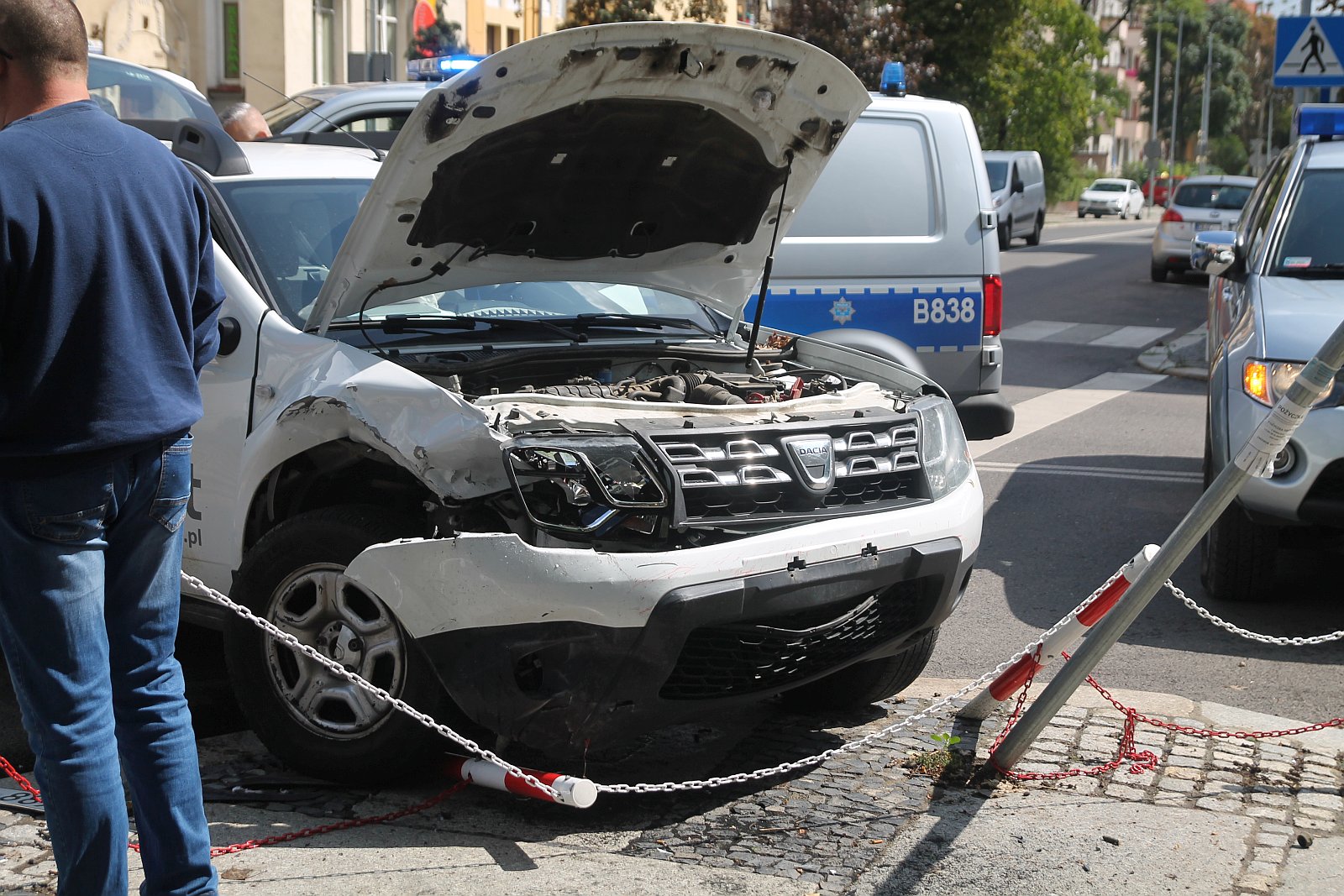 Zderzenie dwóch aut na skrzyżowaniu ulic Rataja i Orzeszkowej