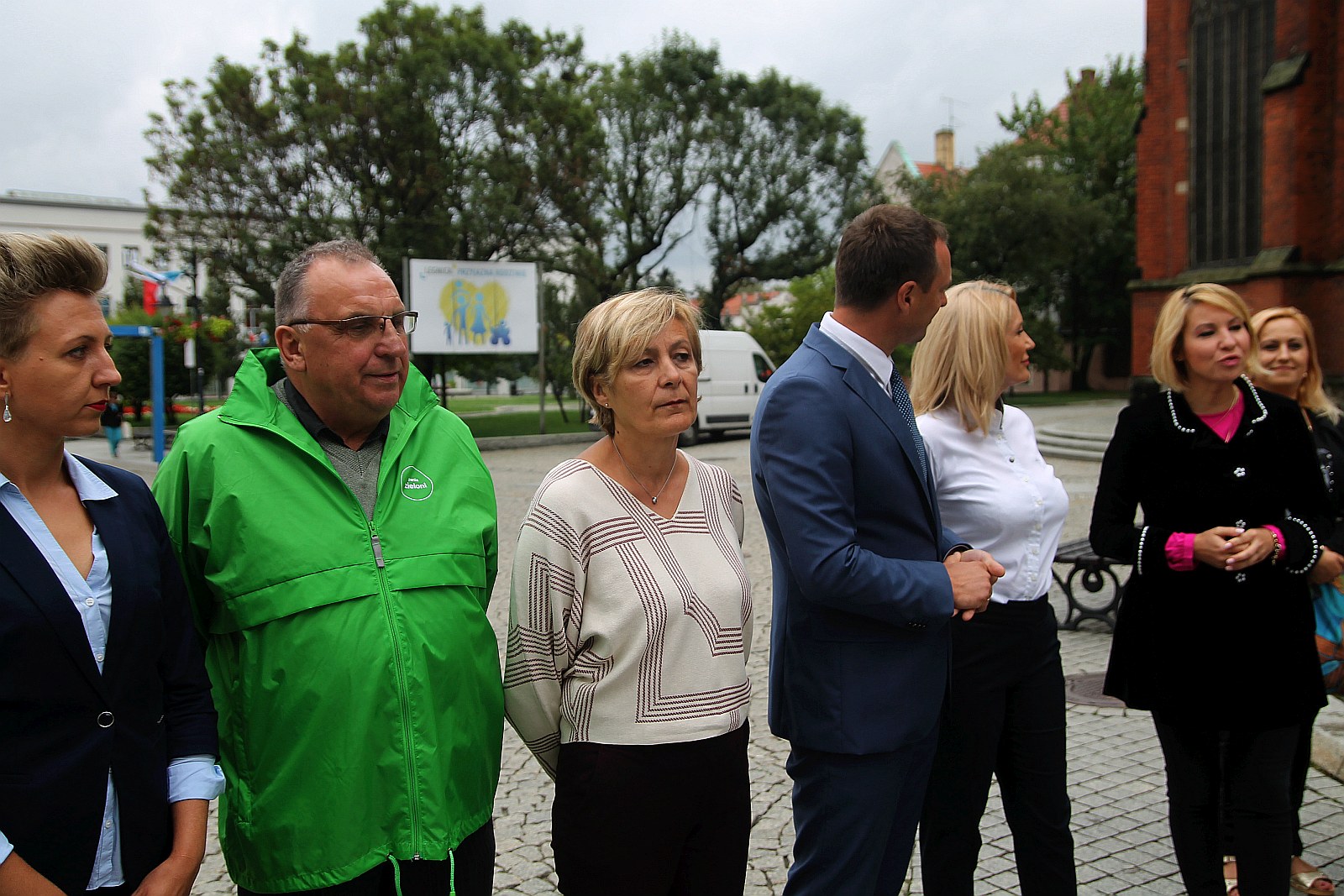 Kandydaci Koalicji Obywatelskiej wyruszają między wyborców