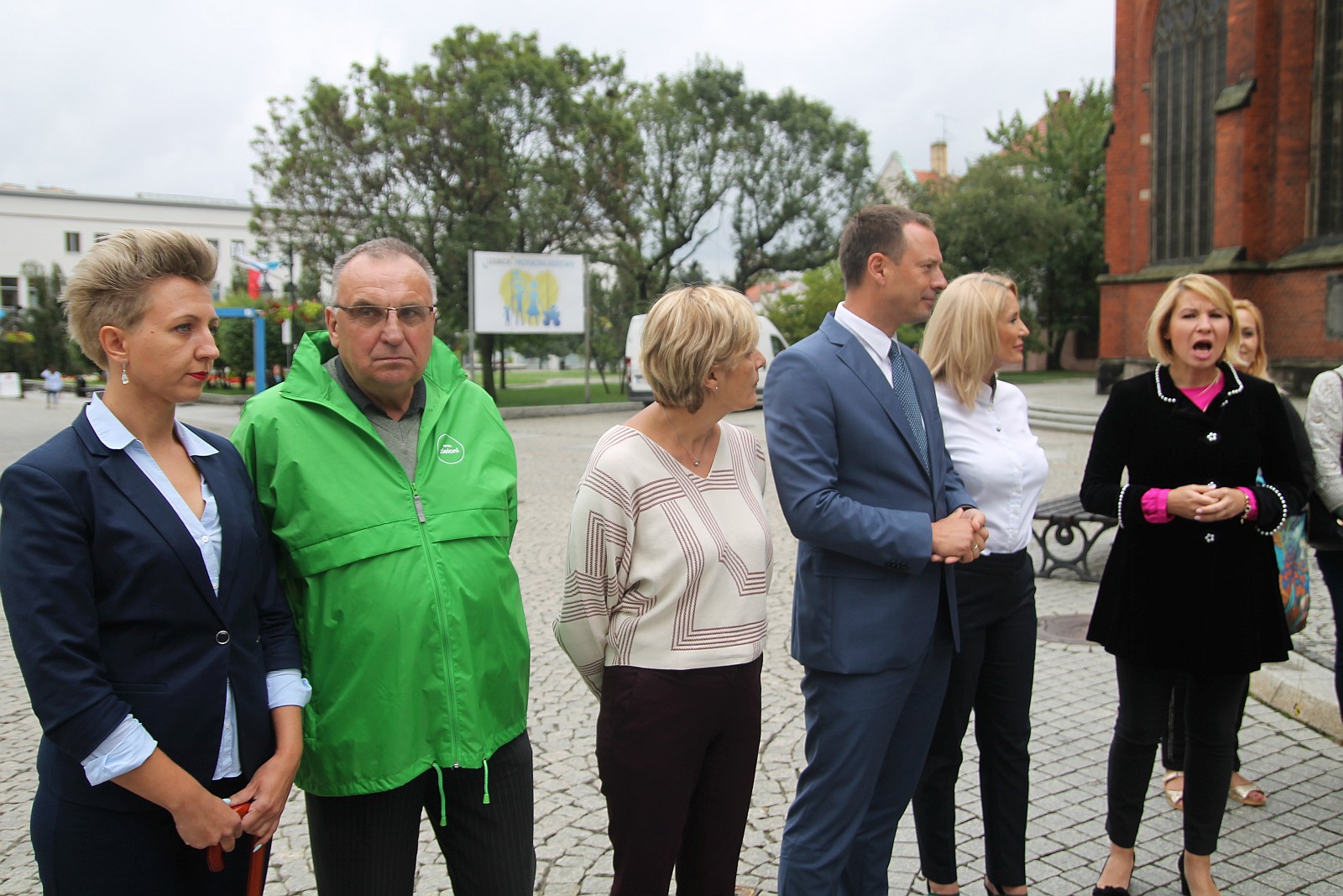Kandydaci Koalicji Obywatelskiej wyruszają między wyborców