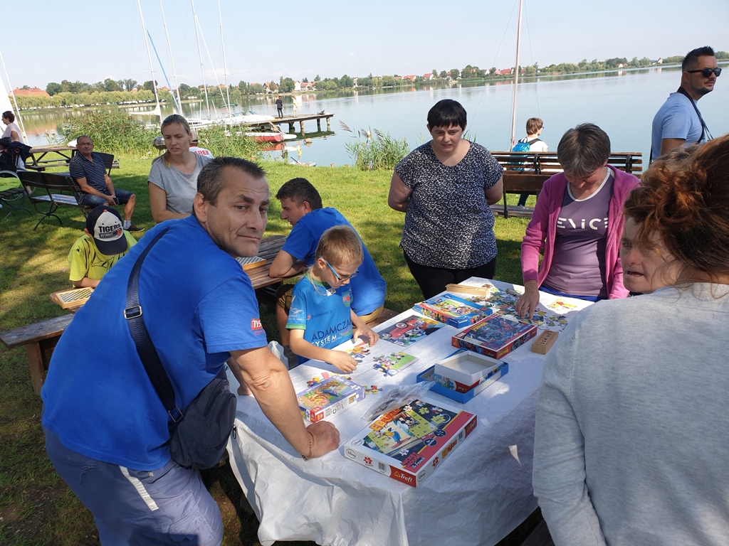 Niepełnosprawni zakończyli wakacje nad Jeziorem Kunickim