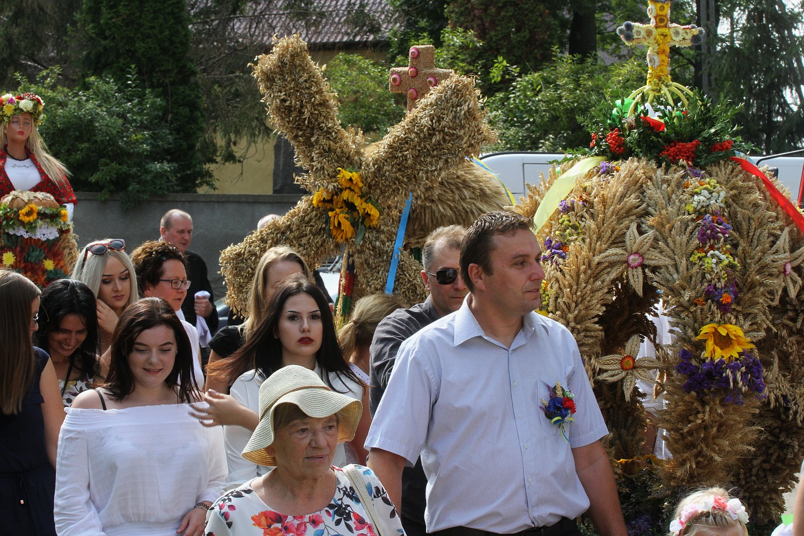 Mieszkańcy gminy Legnickie Pole podziękowali za tegoroczne plony
