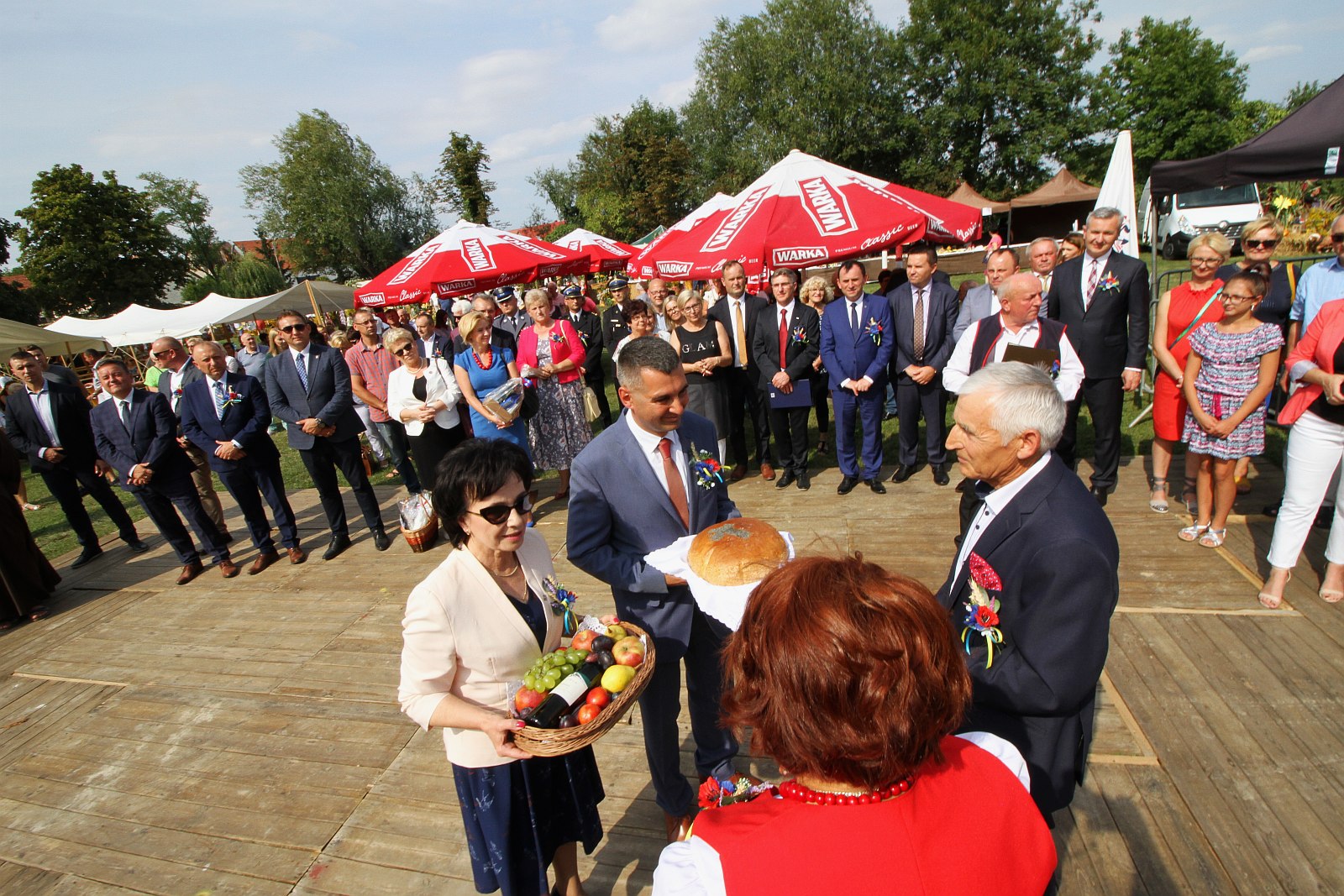 Mieszkańcy gminy Legnickie Pole podziękowali za tegoroczne plony
