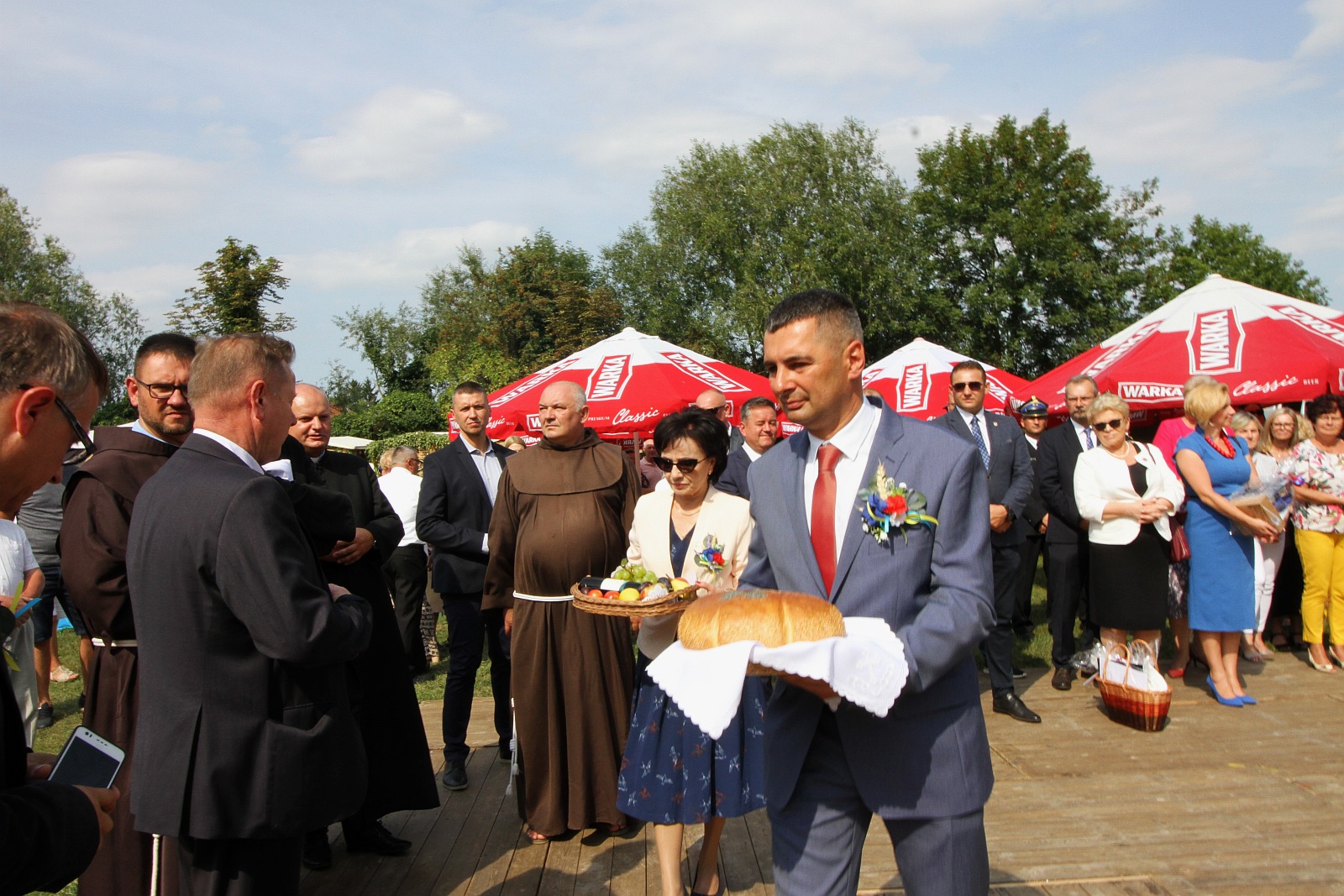 Mieszkańcy gminy Legnickie Pole podziękowali za tegoroczne plony