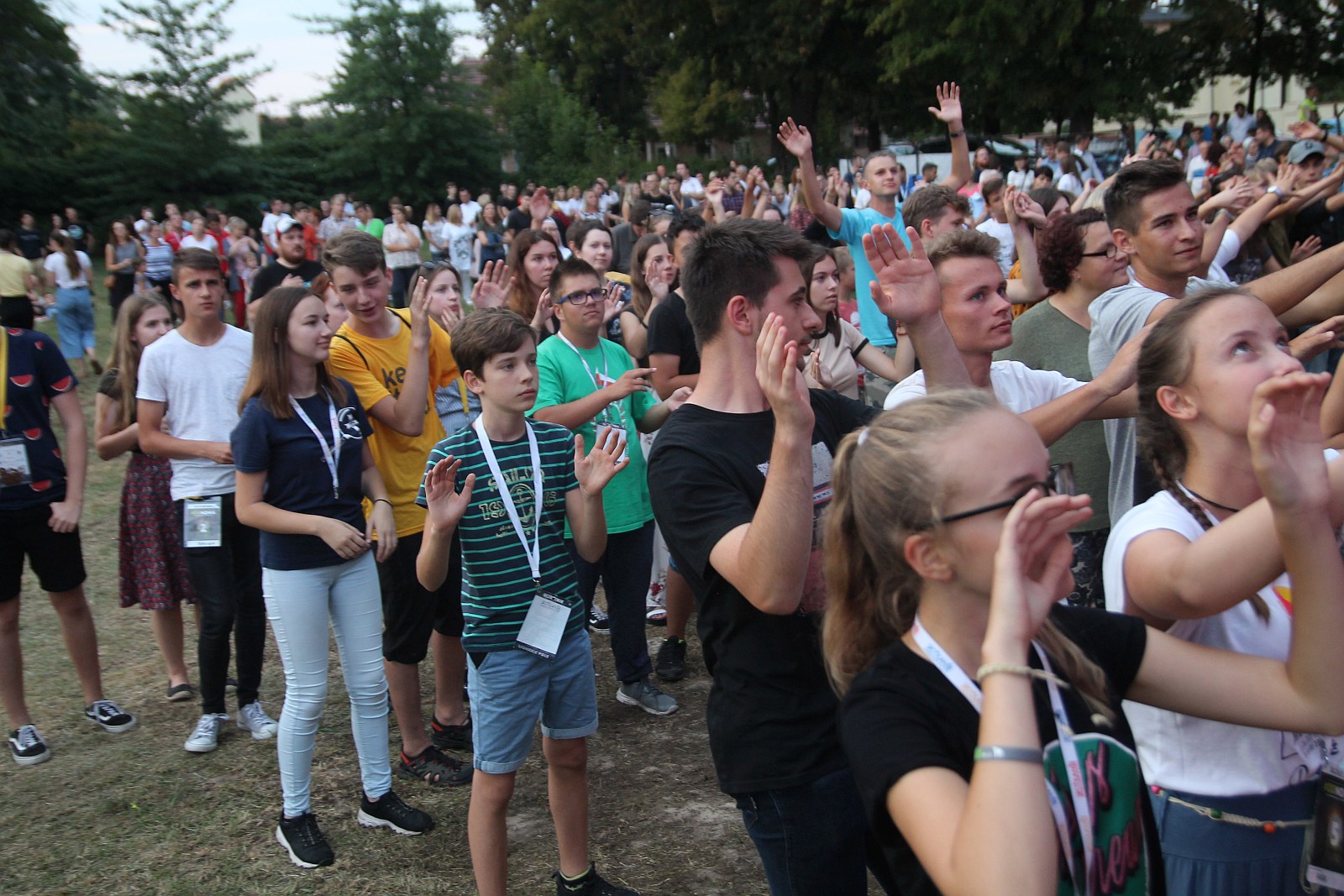 Zespół Owca z dominikaninem ojcem Tomaszem Nowakiem