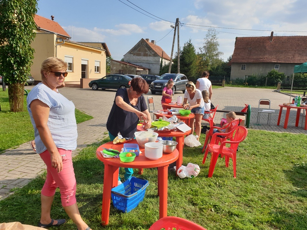 Gminny konkurs grillowania w odbył się Miłogostowicach