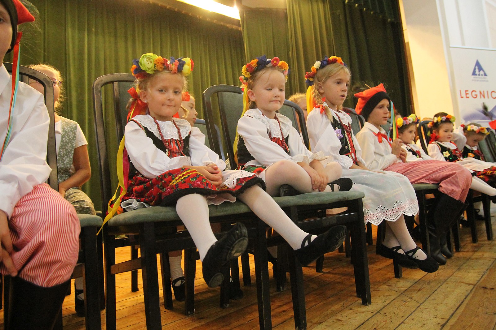 „Spotkanie absolwentów” i promocja książki Chrzanowskiej
