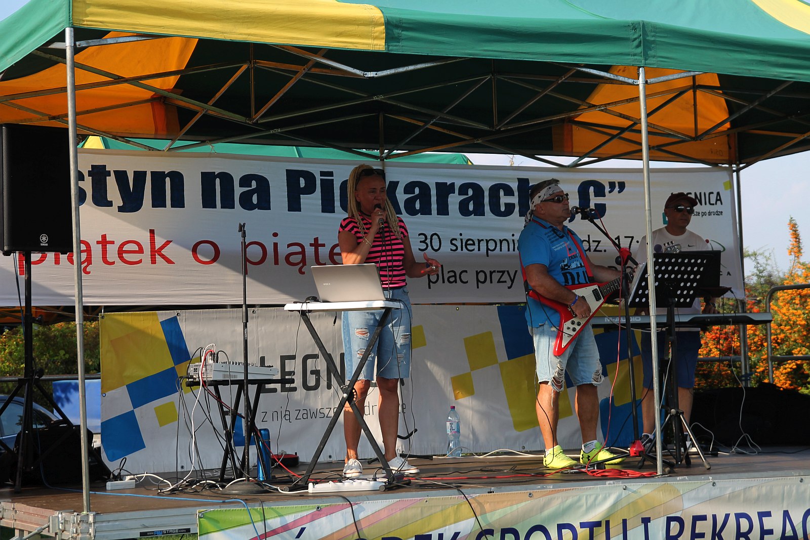 Mieszkańcy Piekar wspólnie pożegnali wakacje      
