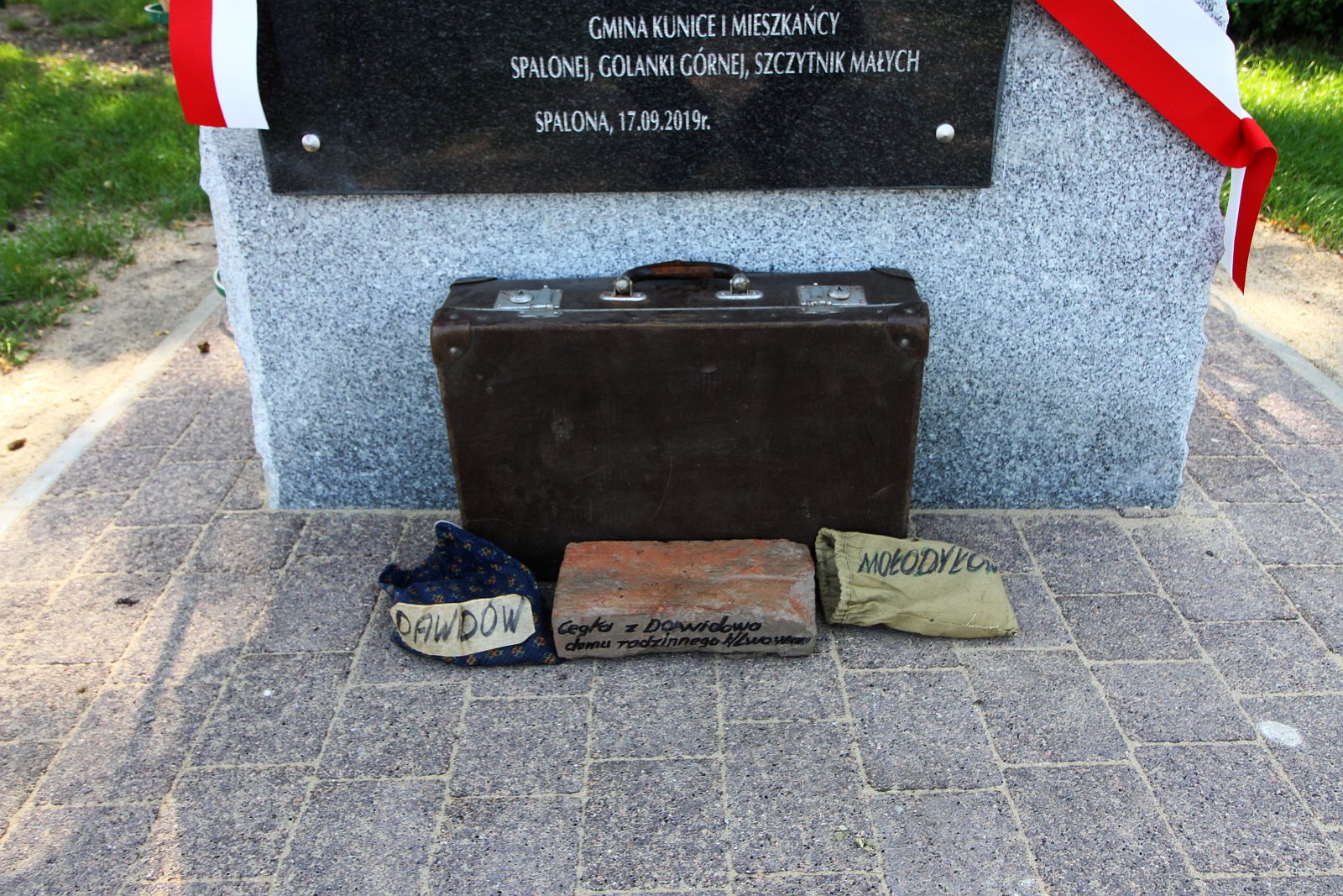 Mieszkańcy gminy Kunice uczcili pamięć swoich przodków