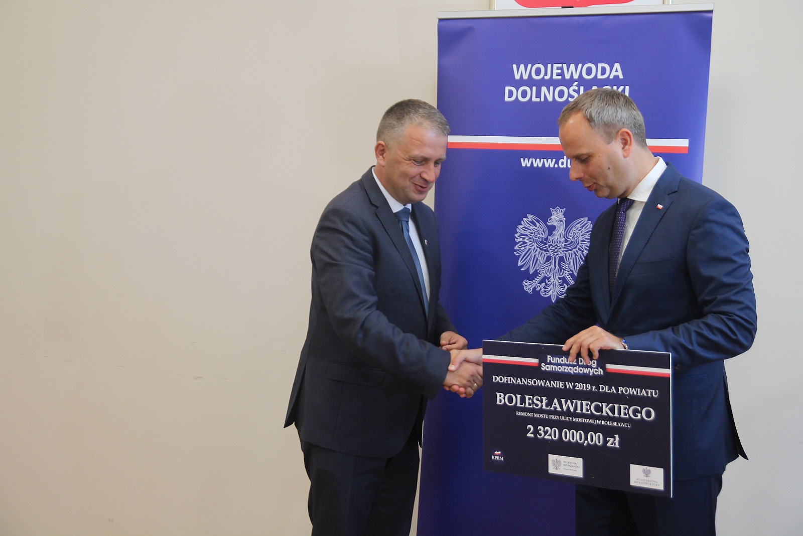 Gminy i powiaty ze wsparciem z Funduszu Dróg Samorządowych