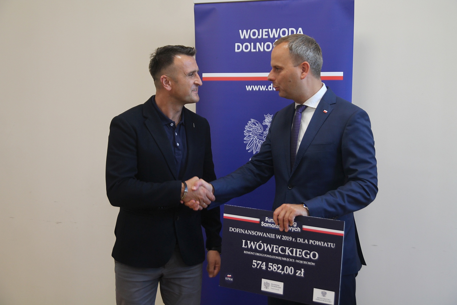 Gminy i powiaty ze wsparciem z Funduszu Dróg Samorządowych