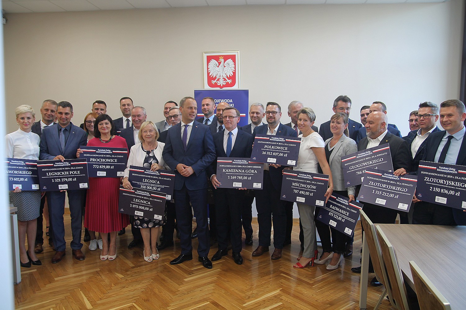 Gminy i powiaty ze wsparciem z Funduszu Dróg Samorządowych