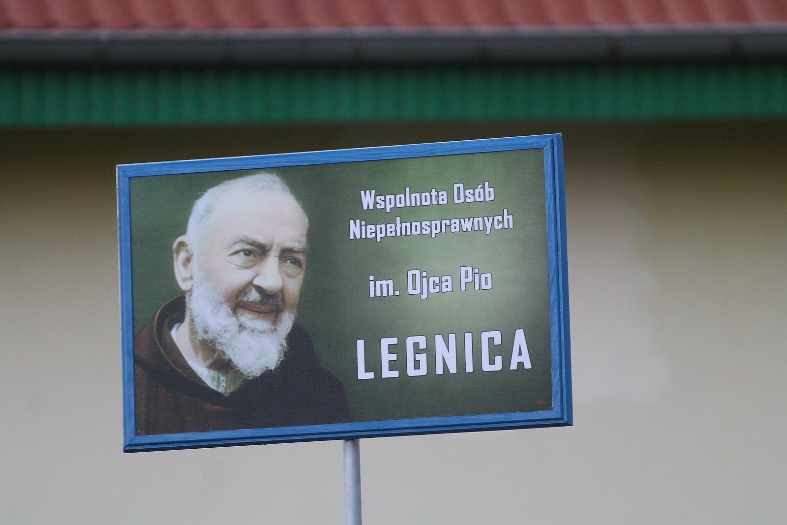 Niepełnosprawni z Legnicy pielgrzymują do Krzeszowa
