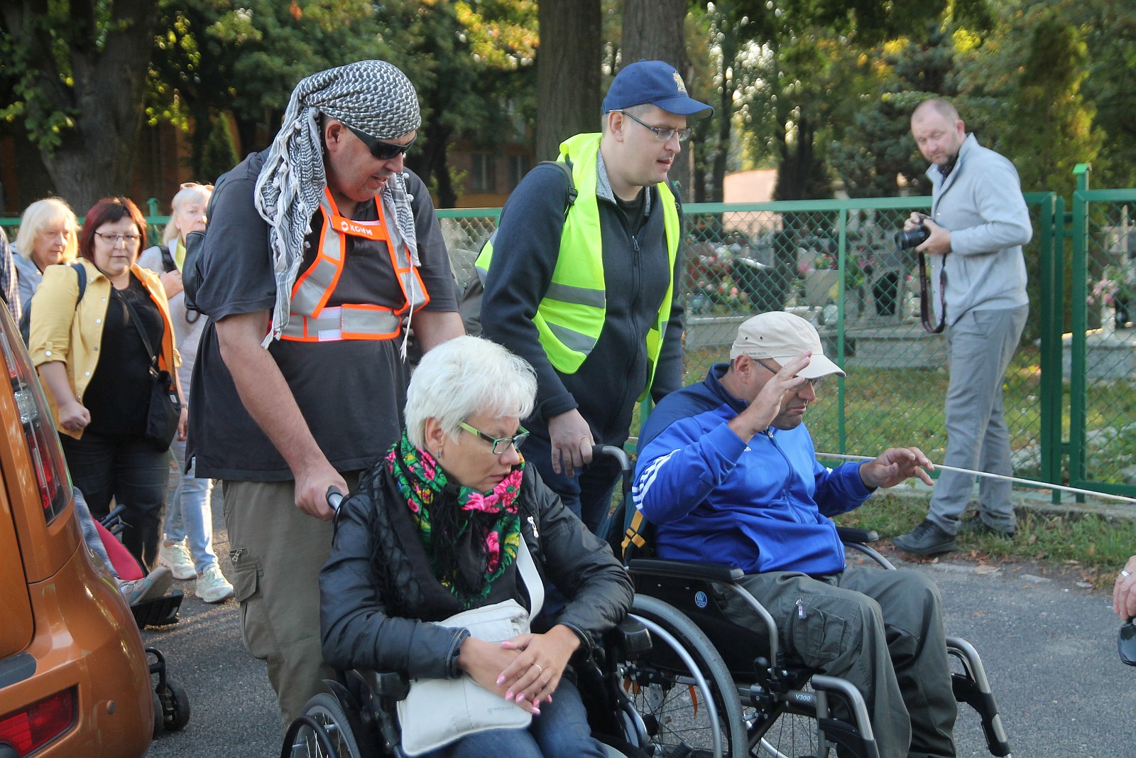 Niepełnosprawni z Legnicy pielgrzymują do Krzeszowa
