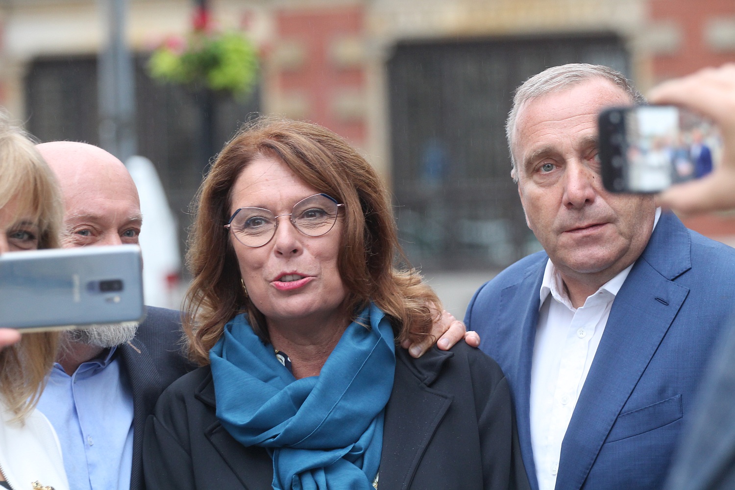 Kidawa-Błońska rozpoczęła namawiała legniczan do pójścia do urn