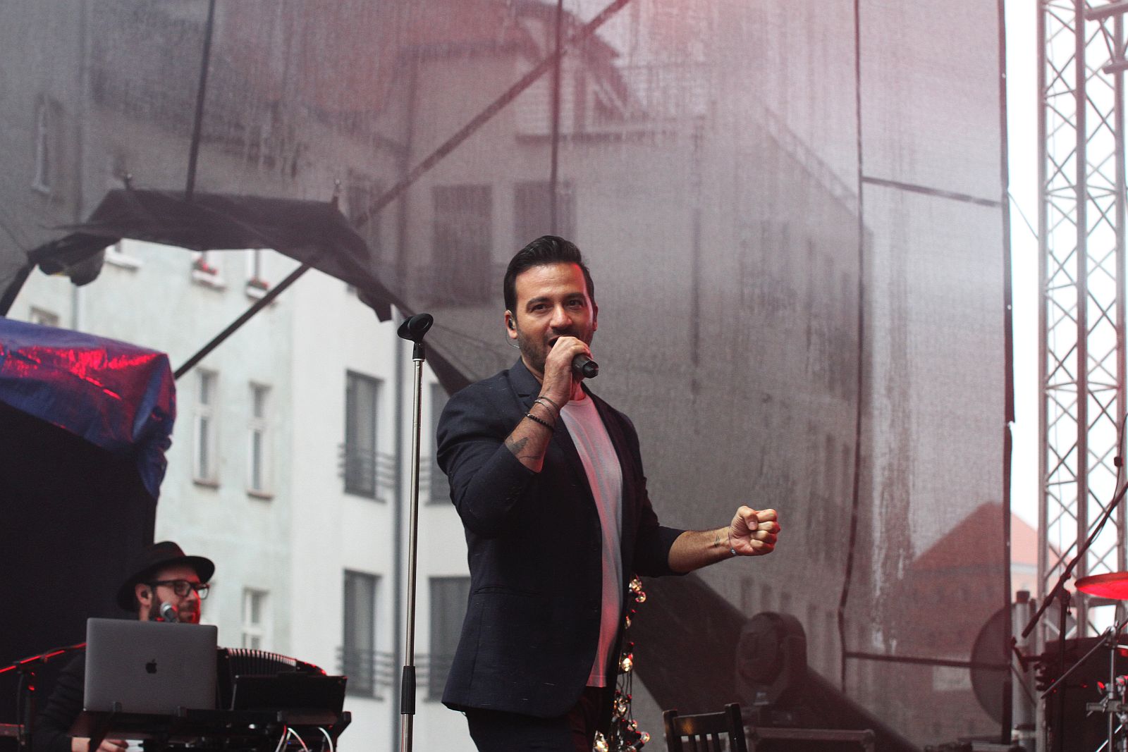 Stefano Terrazzino czarował swoim wdziękiem i głosem