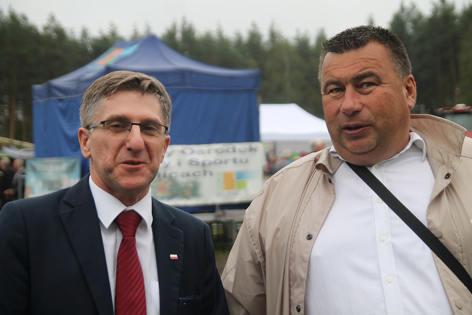 Mimo deszczu na dożynkach w Miłogostowicach nikt się nie nudził