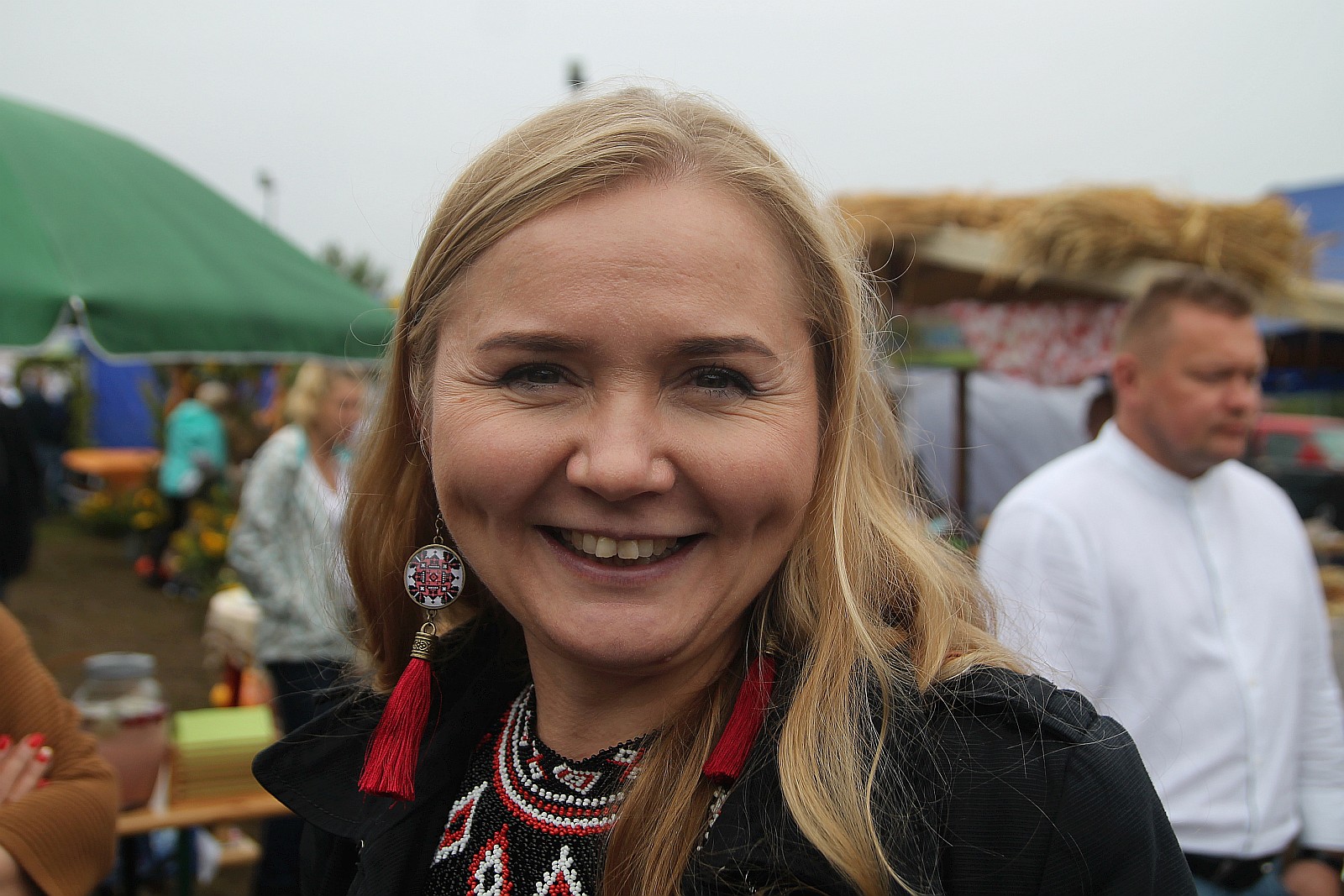 Mimo deszczu na dożynkach w Miłogostowicach nikt się nie nudził