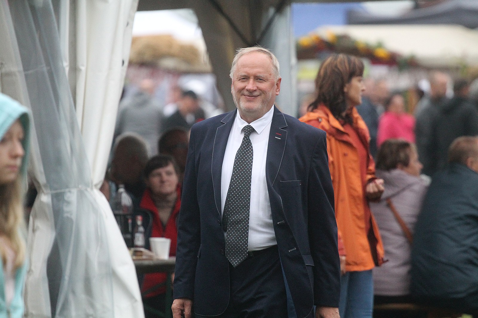 Mimo deszczu na dożynkach w Miłogostowicach nikt się nie nudził