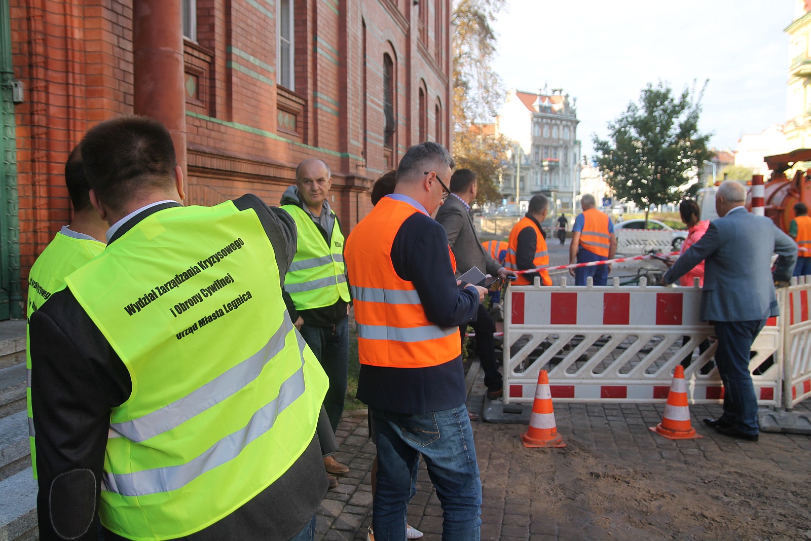 Awaria sieci wodociągowej na ulicy Złotoryjskiej