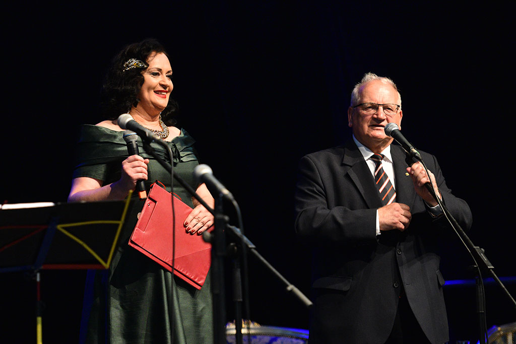 O miłości nieszczęśliwej i szczęśliwej. Gala romansu