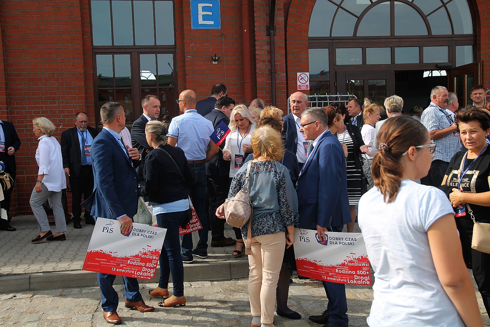 Jarosław Kaczyński w Legnicy na konwencji PIS