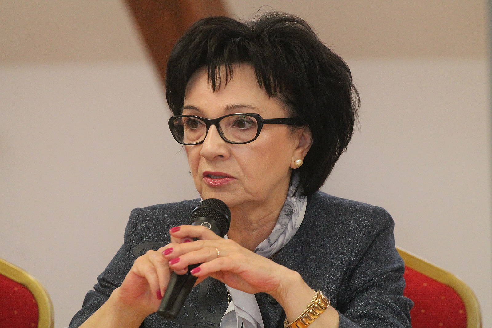 Elżbieta Witek rozmawiała ze strażakami ochotnikami