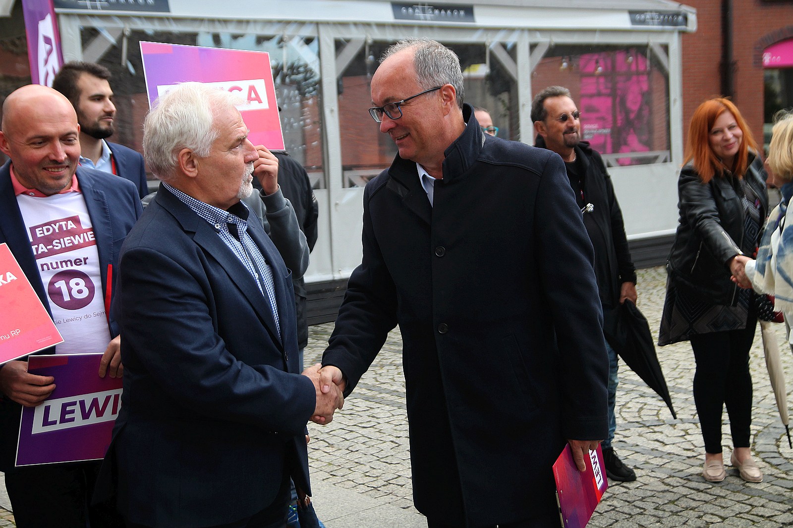 Lewicobus z Czarzastym i Nowicką, zawitał do Legnicy