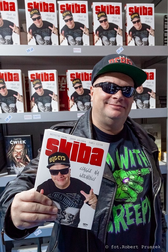 Zobacz co będzie można wylicytować na koncercie dla Stasiastego