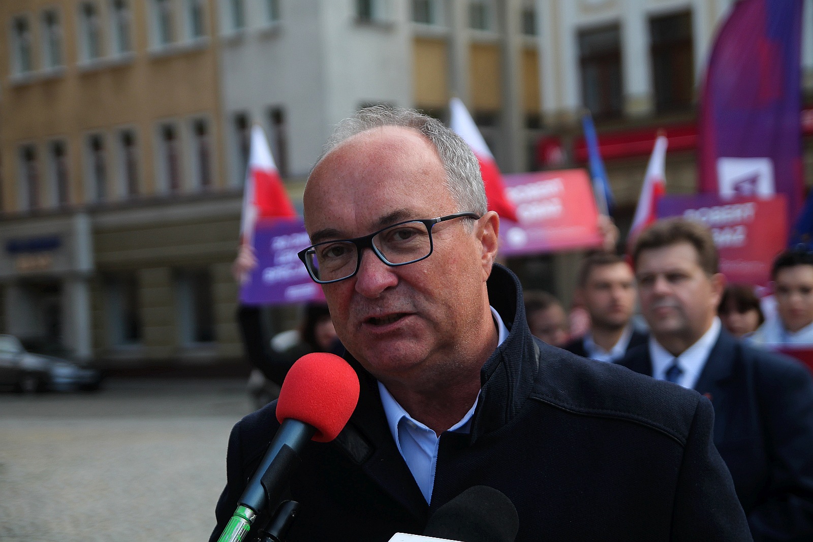 Lewicobus z Czarzastym i Nowicką, zawitał do Legnicy