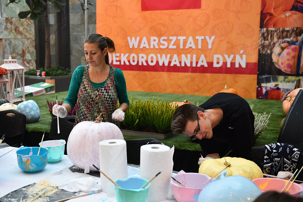 W Galerii Piastów pokazali nowe barwy jesieni