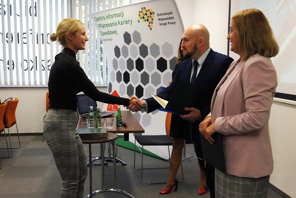Doradztwo zawodowe. Seminarium z cyklu Człowiek - Praca- Rozwój