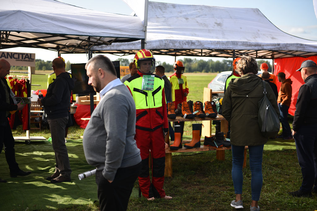 15. edycja Forest SHOW odbyła się na byłym lotnisku w Legnicy