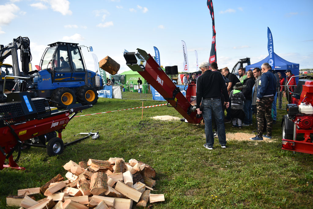 15. edycja Forest SHOW odbyła się na byłym lotnisku w Legnicy