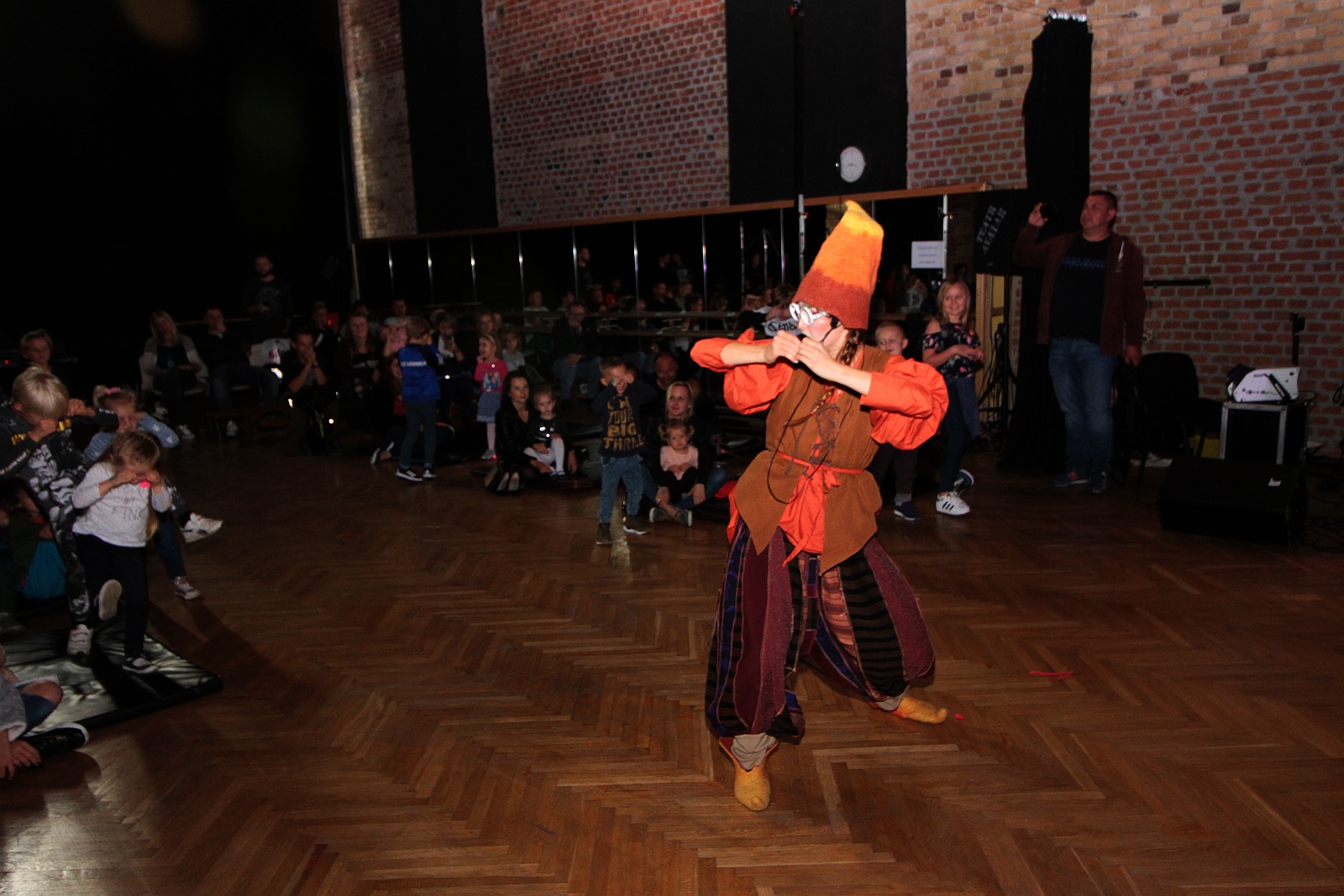 Koncert charytatywny i show akrobatyczne dla Kamila