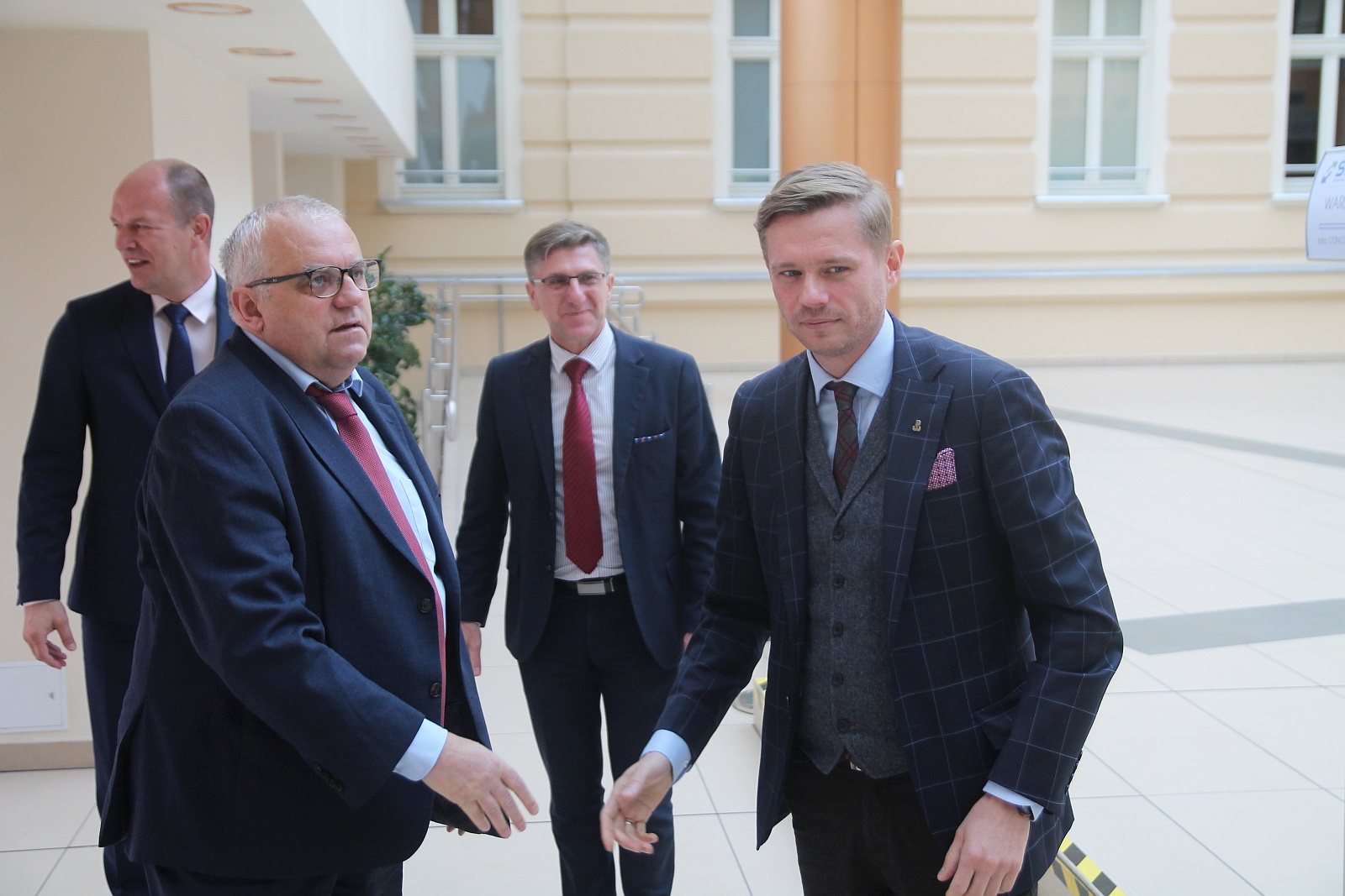Letia Bussines Center „wchłonięta” przez LSSE