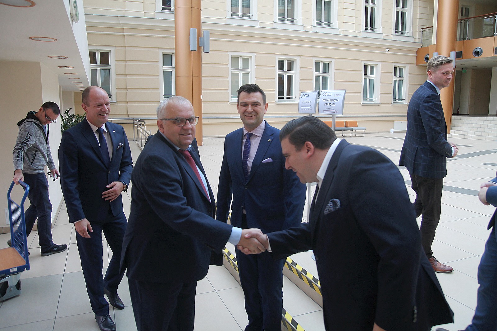 Letia Bussines Center „wchłonięta” przez LSSE