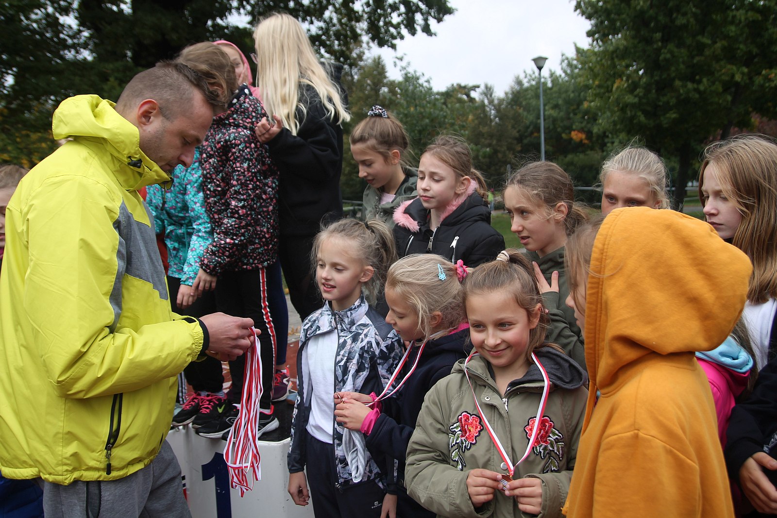 Biegi przełajowe rozpoczęły szkolny rok sportowy

