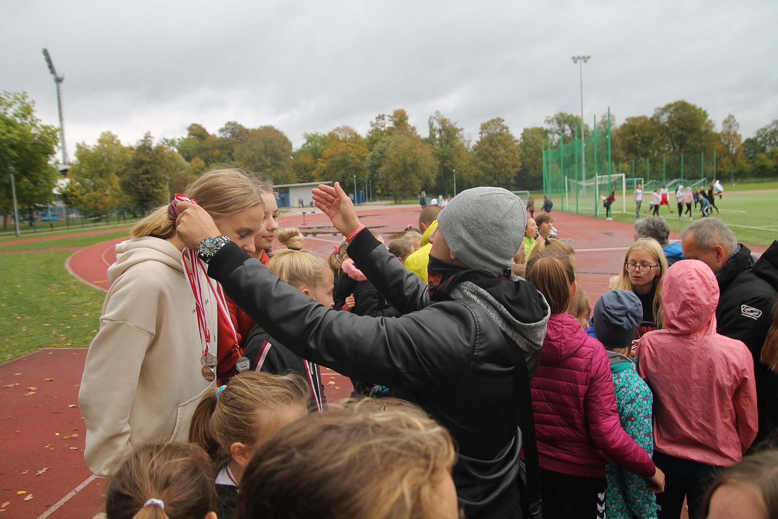 Biegi przełajowe rozpoczęły szkolny rok sportowy
