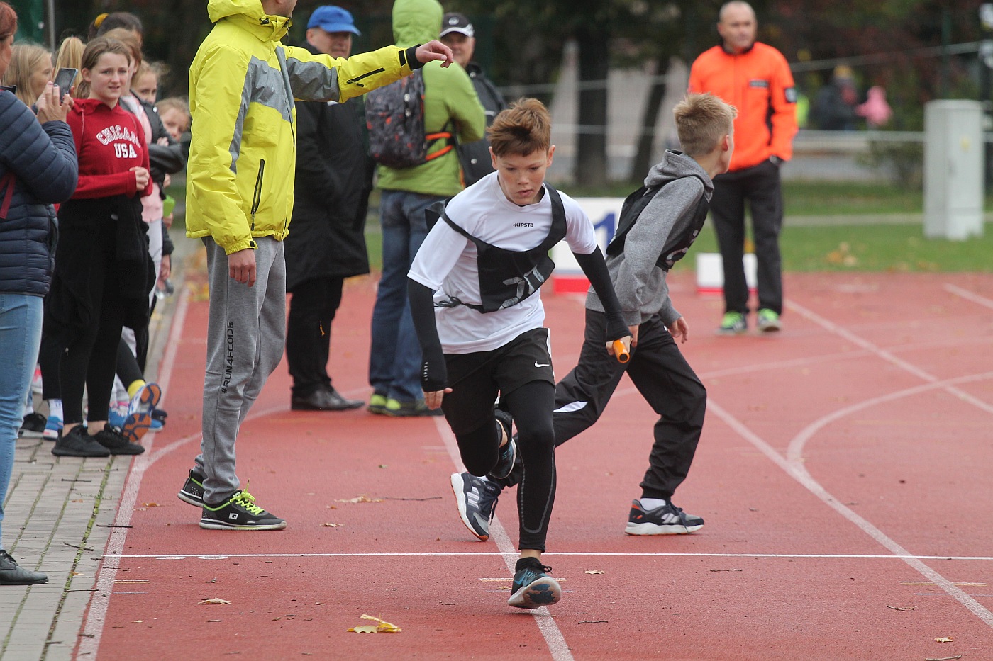 Biegi przełajowe rozpoczęły szkolny rok sportowy
