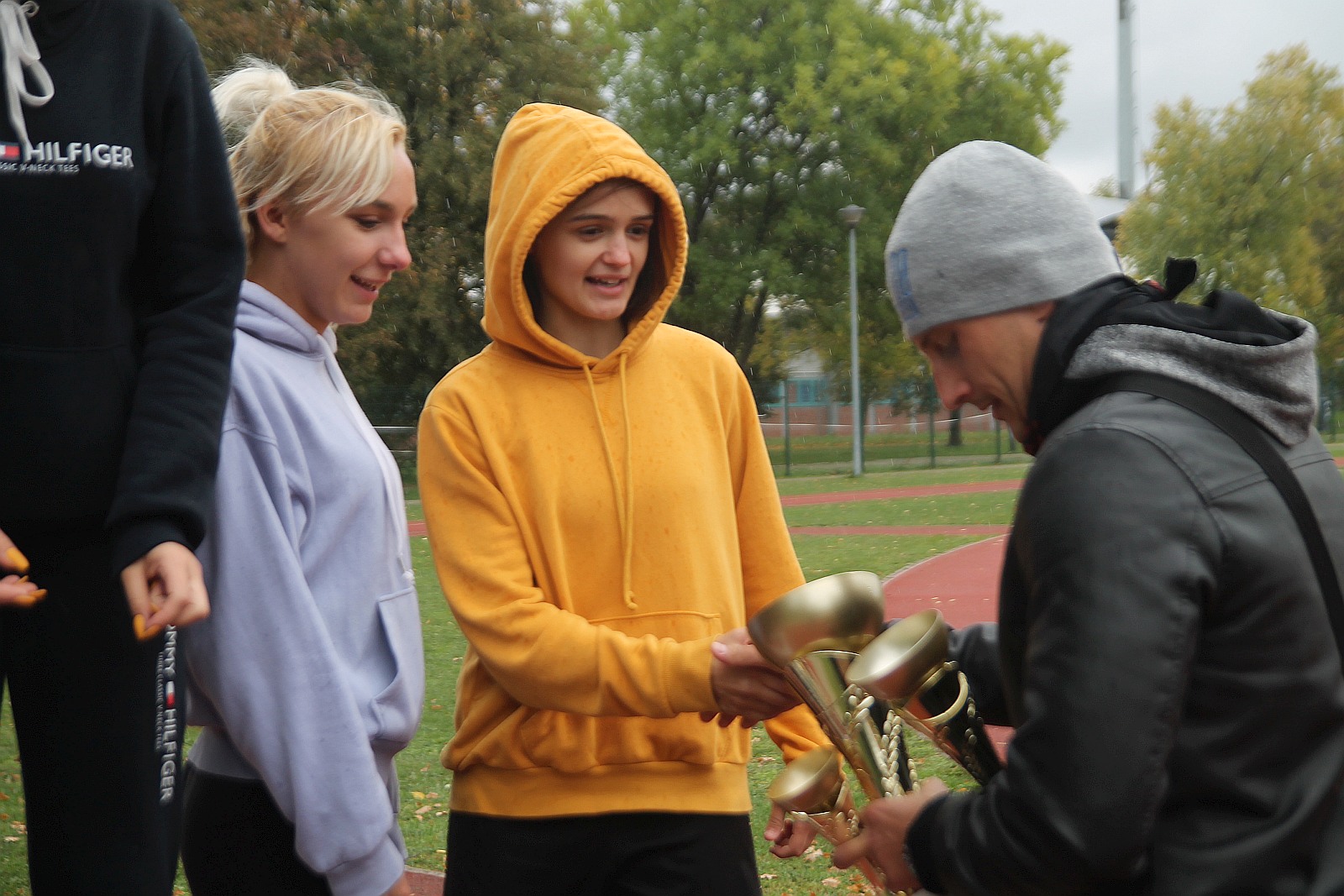 Biegi przełajowe rozpoczęły szkolny rok sportowy
