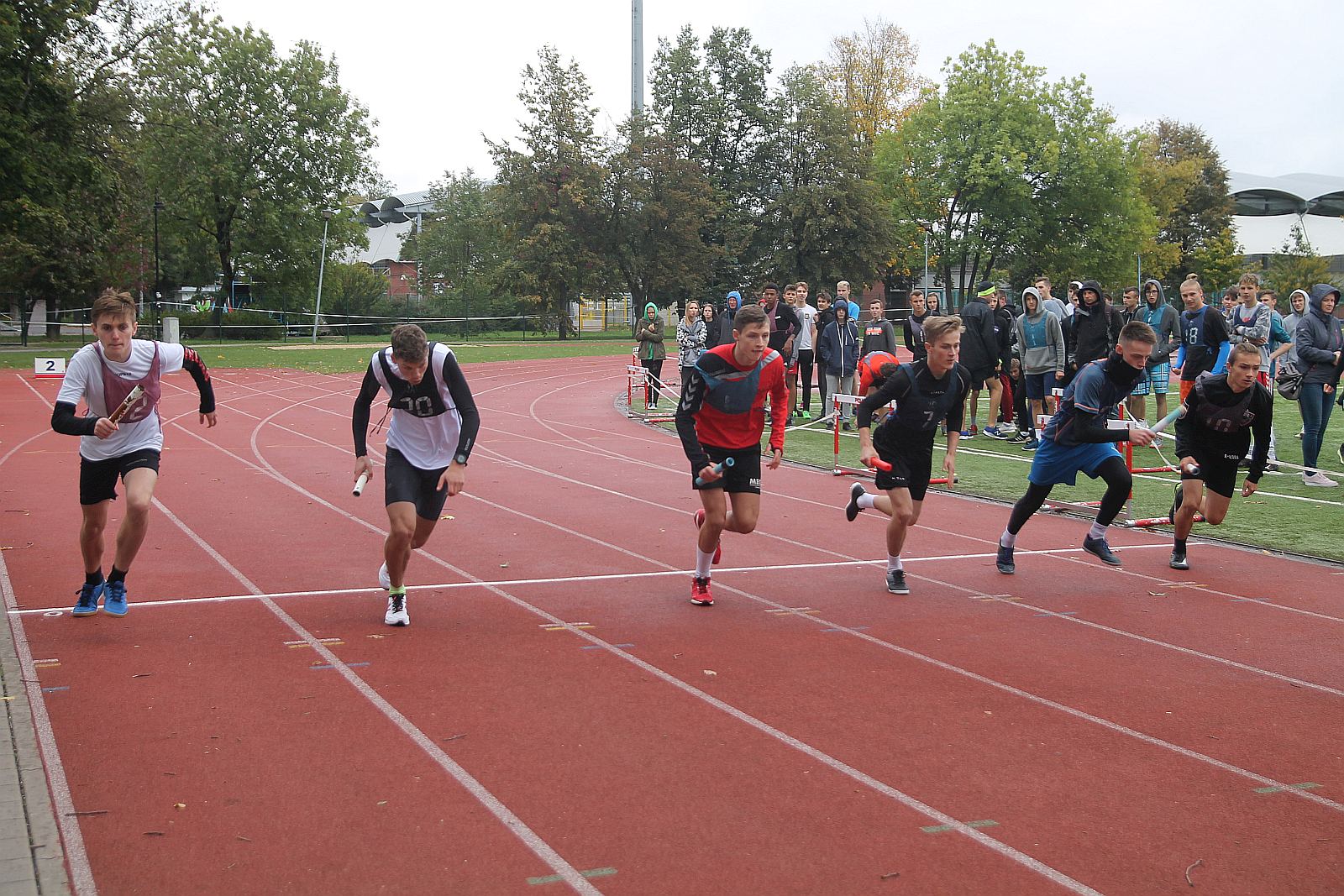 Biegi przełajowe rozpoczęły szkolny rok sportowy

